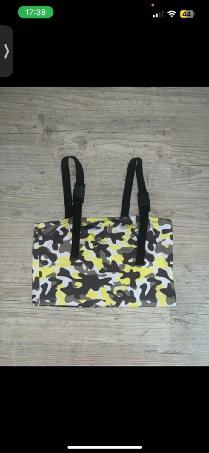Crop top effet militaire