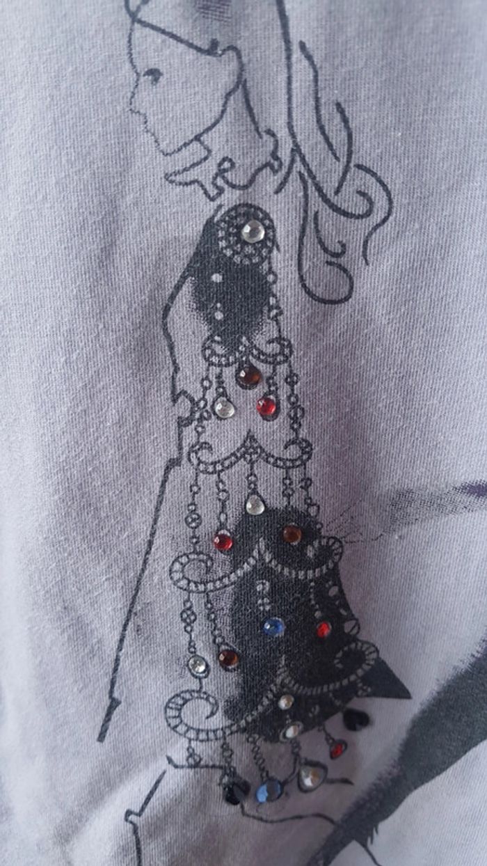 Tee shirt manches longues lilas avec dessin - photo numéro 4