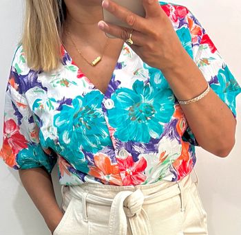🌺 Blouse  fleurie multicolore – Petite Trend Taille : M