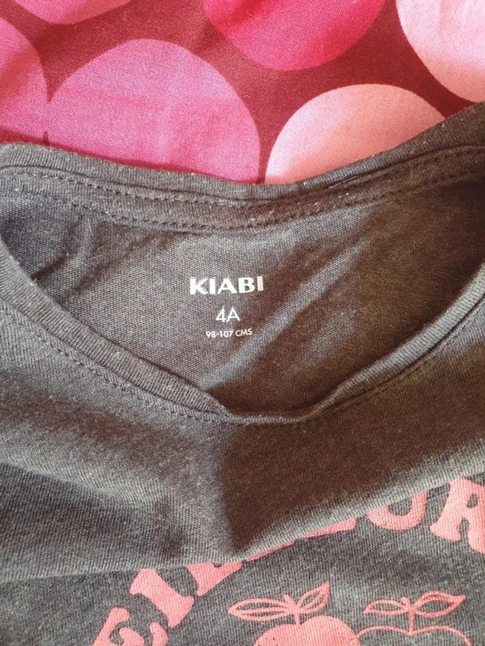 Lot de 4 t-shirts manches longues 4 ans - photo numéro 2