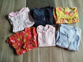 Lot robes taille 12 mois