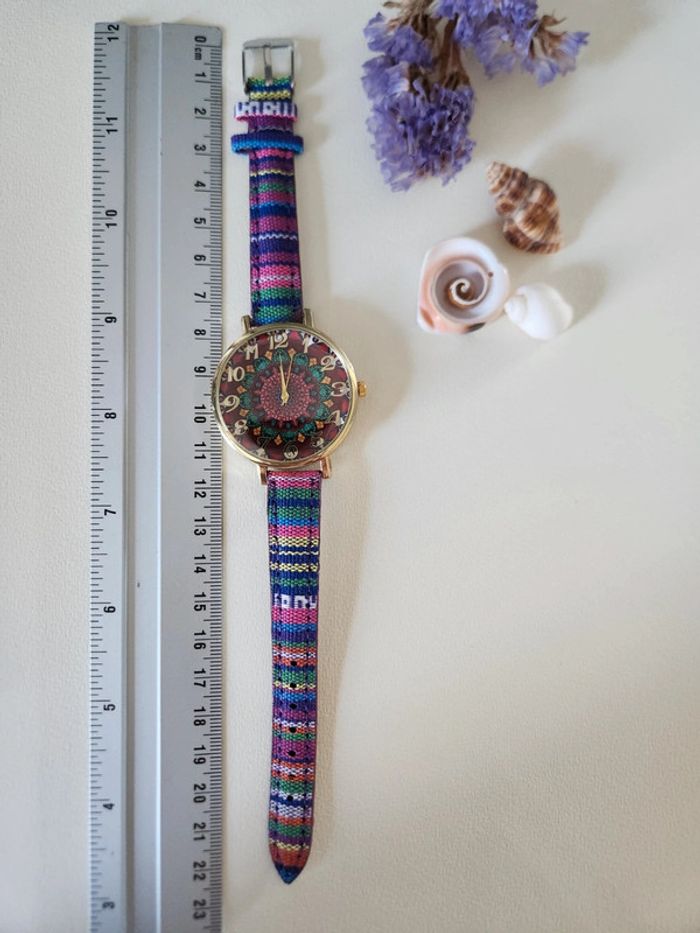 Montre quartz coloré neuve M01 - photo numéro 5