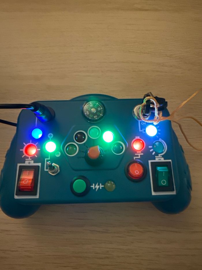 Manette lumineuse - photo numéro 2