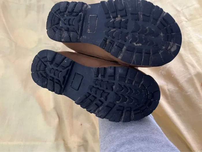 Chaussures chaudes et imperméable - photo numéro 5