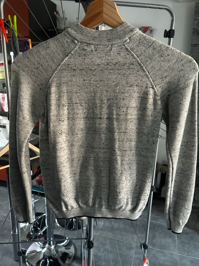 Gilet gris okaidi taille 8 ans - photo numéro 2