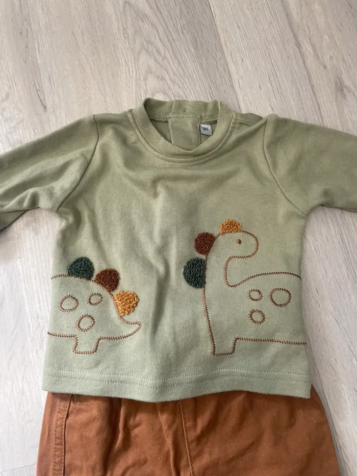 Ensemble bébé 3 mois - photo numéro 2