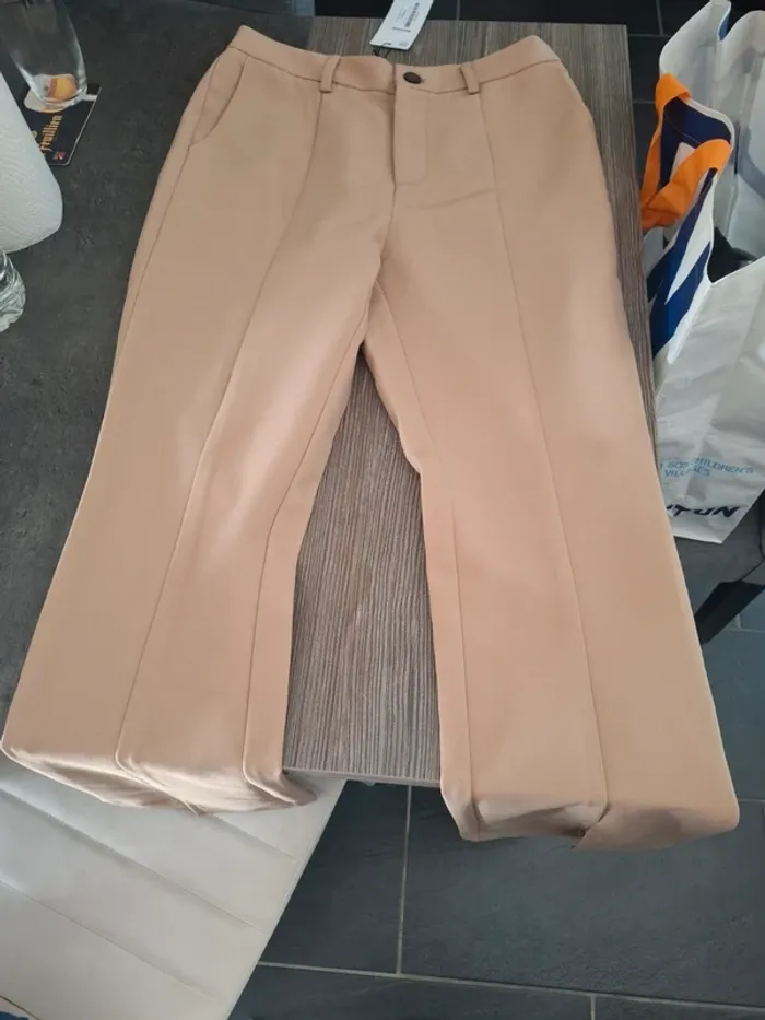 Pantalon ajusté