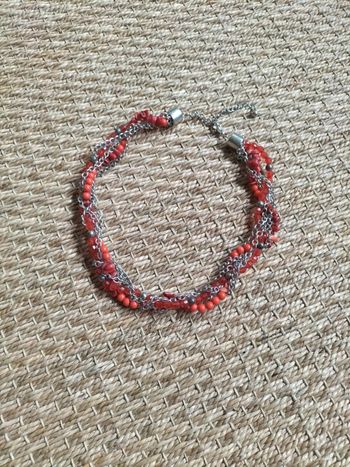 Collier fantaisie rouge