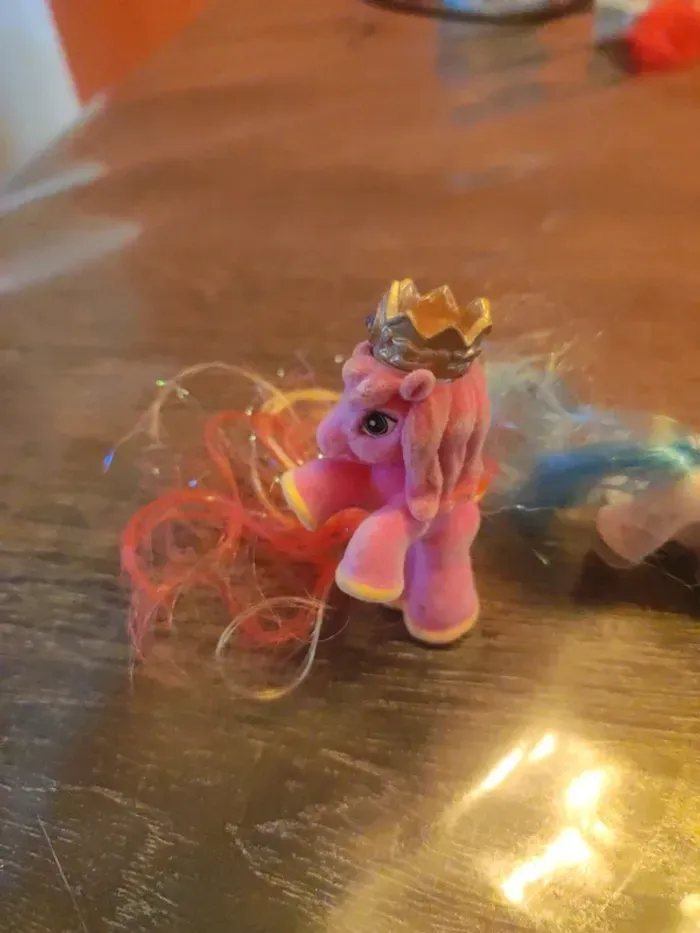 Figurines Filly Royale Swarovski (lot 13) - photo numéro 2