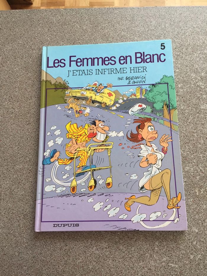 Lot de 5 BD Femmes en Blanc - photo numéro 10