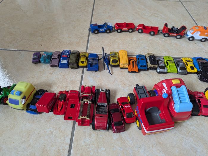 Lot petites voitures - photo numéro 4