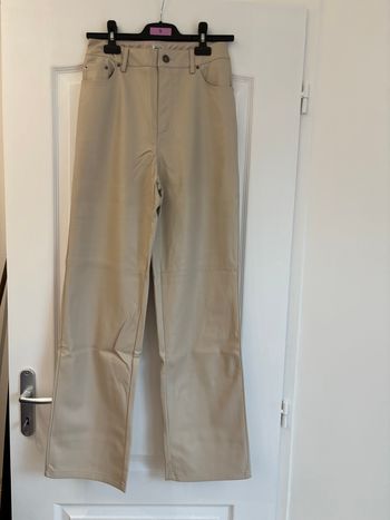 Pantalon en simili cuir