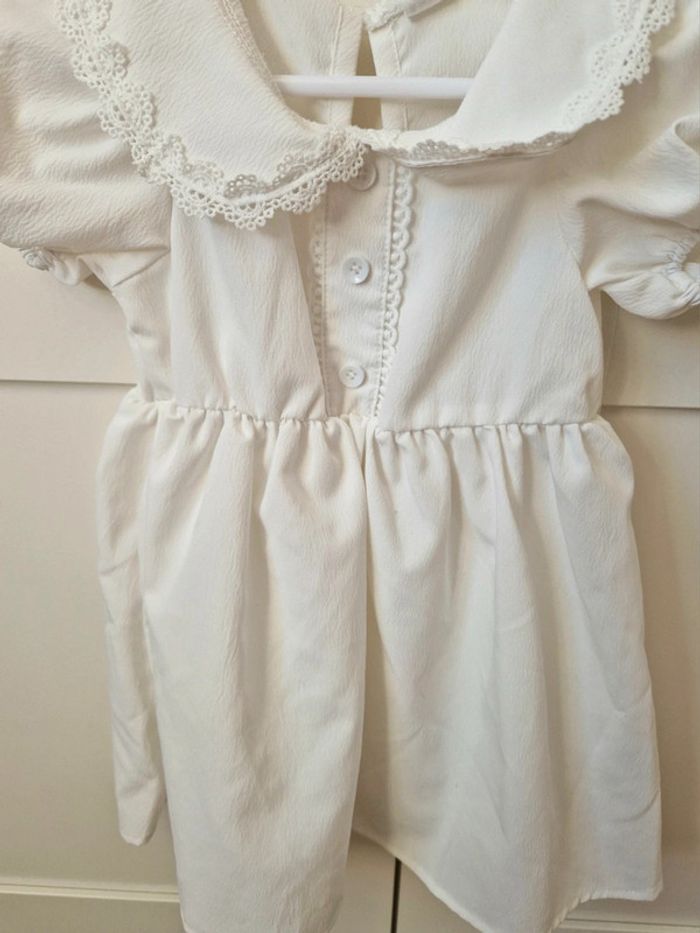 🤍 Jolie robe blanche col claudine 12 mois - photo numéro 2