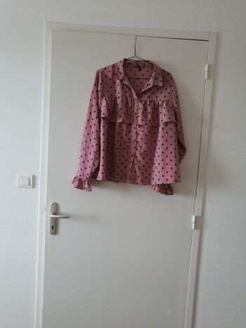 Chemisier rouge et blanc à pois