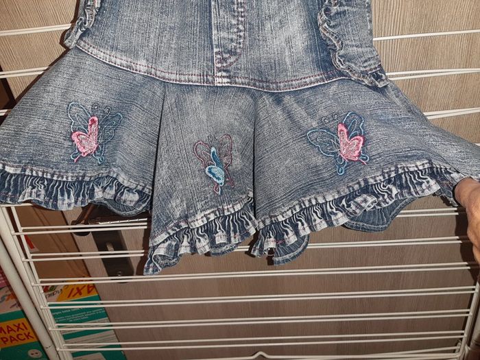 Jolie jupe en jean asymétrique originale 6ans - photo numéro 2