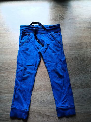 Jogging taille 24 mois