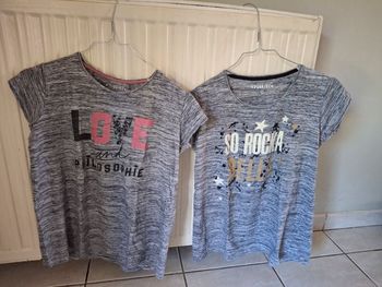 Lot 2 tee shirt 14 ans