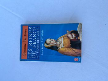 Livre - Les reines de France au temps des Valois  T 1 - Simone Bertière