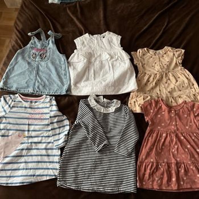 Lot 6 robes