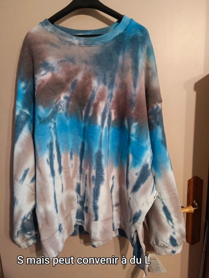 Sweat délavé multicolore neuf avec étiquette