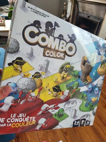 NEUF sous blister Jeu de société Combo Color Asmodee