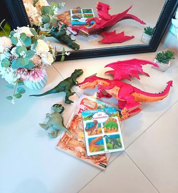 Jouet dinosaure/dragon