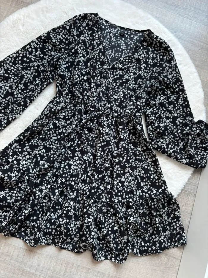 Robe à fleurs - photo numéro 2