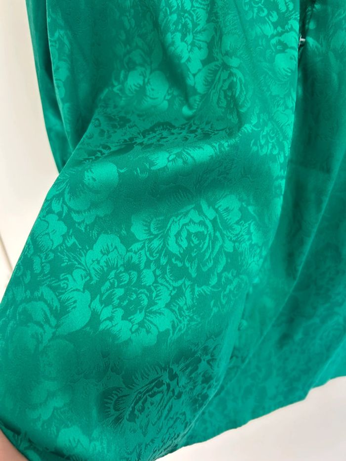 Magnifique robe verte effet satinée taille XL - photo numéro 2