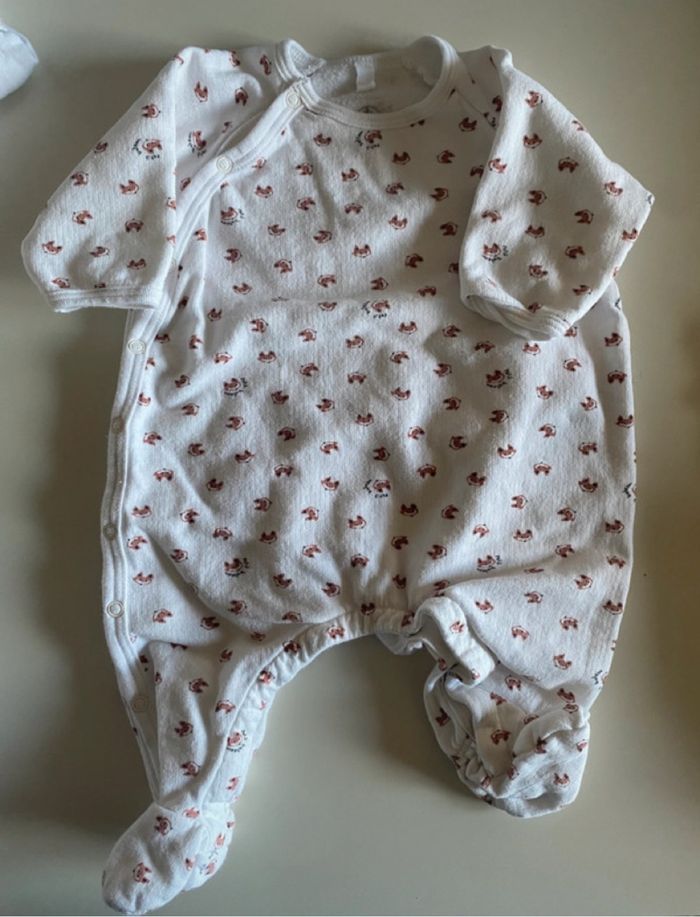 Ensemble pyjama + 2 bodies 3 mois PETIT BATEAU - photo numéro 2