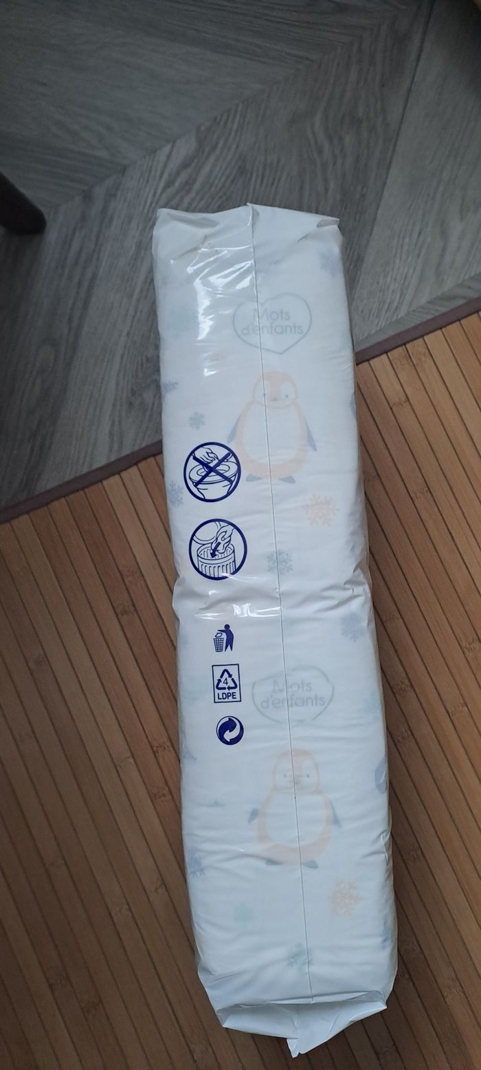 Grand paquet de couches mots d'enfant