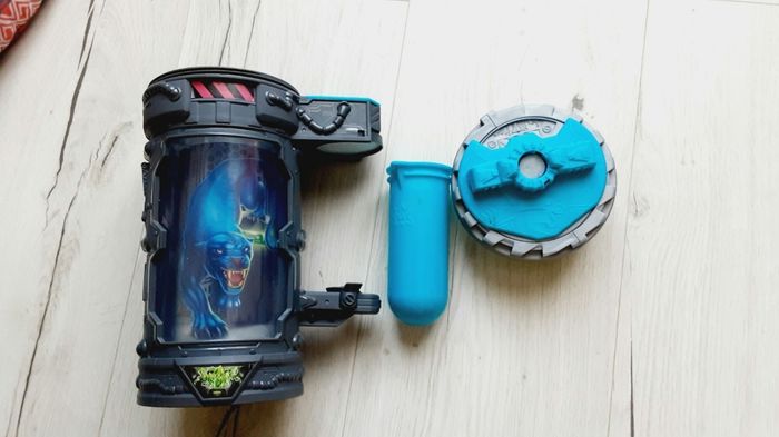 Jeu jouet Mr beast lab boîte vide