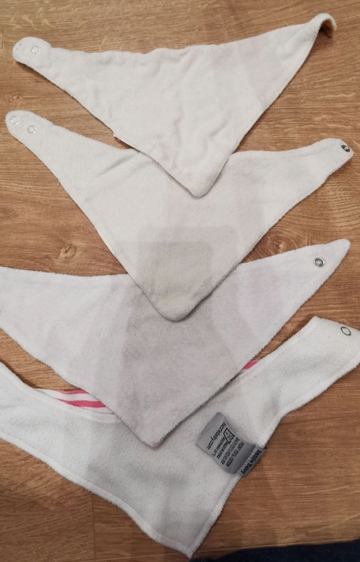 Lot bavoirs bandana  Disney Bambi - photo numéro 3