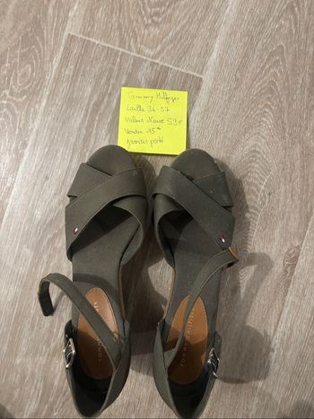 Chaussure Tommy hilfiger taille 36-37