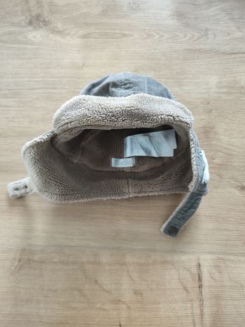 Casquette chaude doublée pour l'hiver.