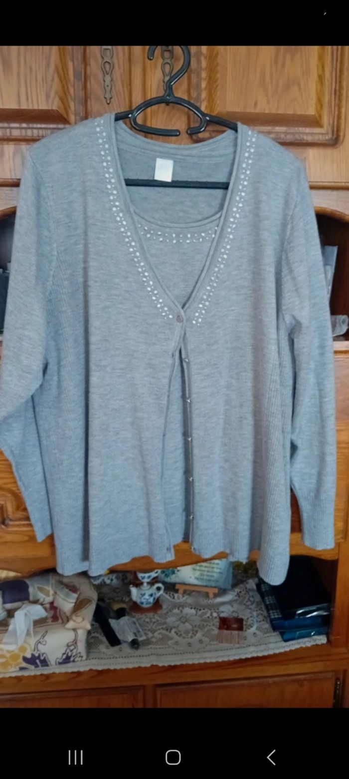 ensemble gilet et pull