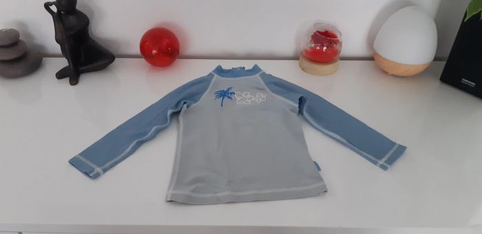 T-shirt fille protection plage/piscine 4 ans