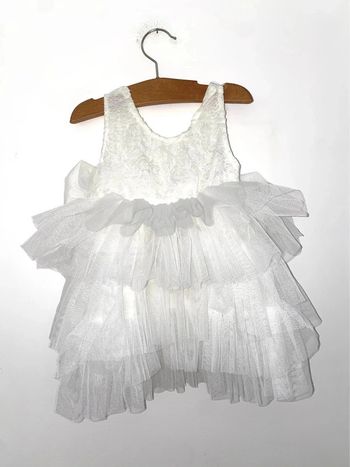 Robe bébé dentelle blanche