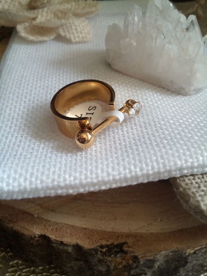 Bague en acier et zircon - photo numéro 4