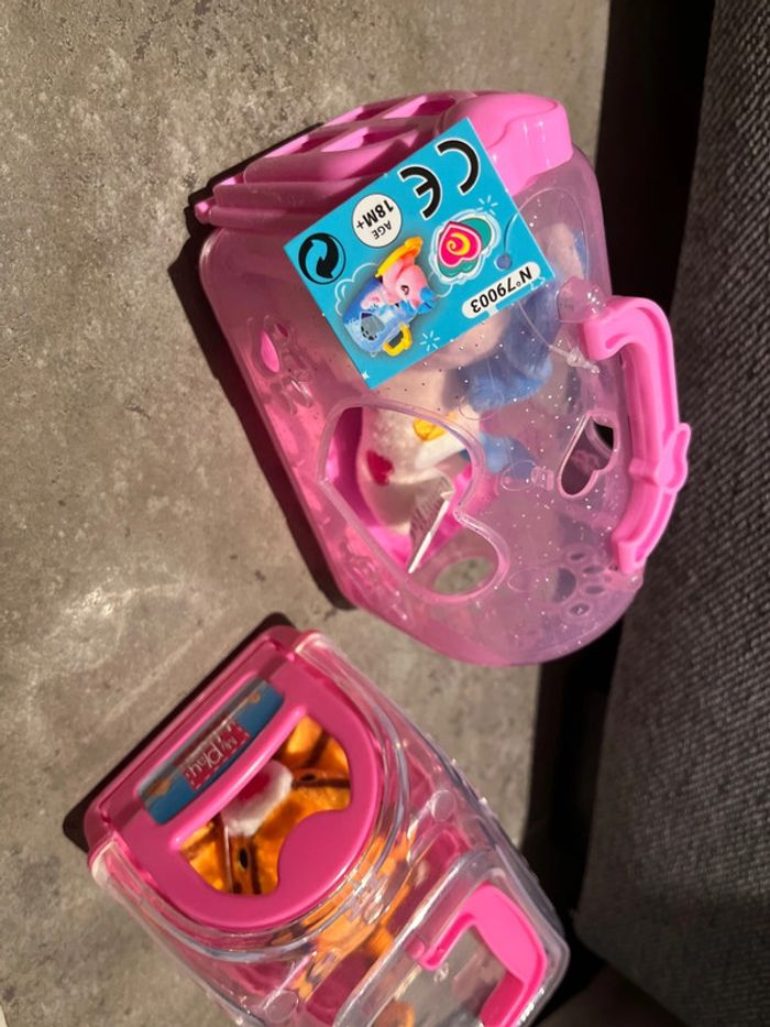 Lot de 2 boites avec peluches - photo numéro 3