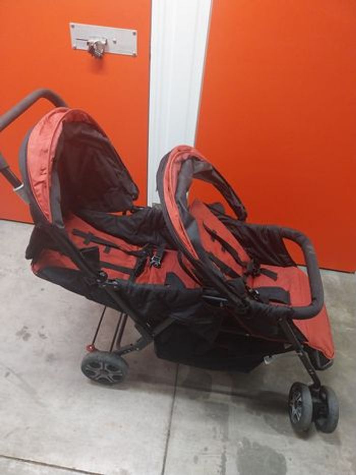 Poussette double - photo numéro 2
