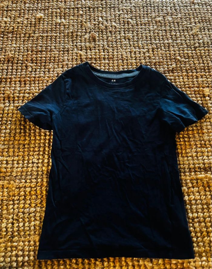T-shirt boy