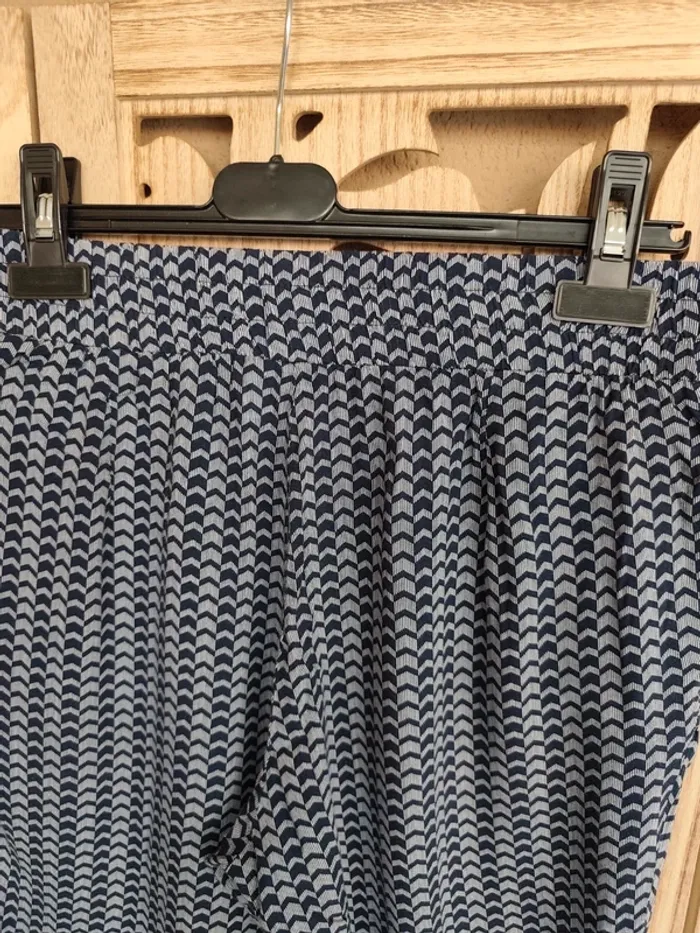 Pantalon fluide imprimé T 42 Divided H&M - photo numéro 6