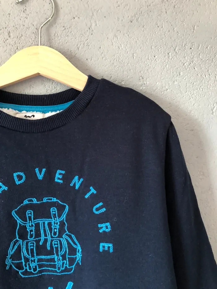 Sweat tres chaud Cyrillus 10ans 🚗 - photo numéro 2
