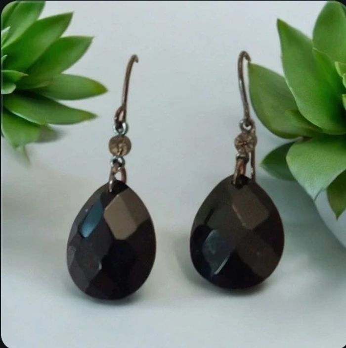 Boucles d'oreilles pendentif strass noir En très bon état - photo numéro 3