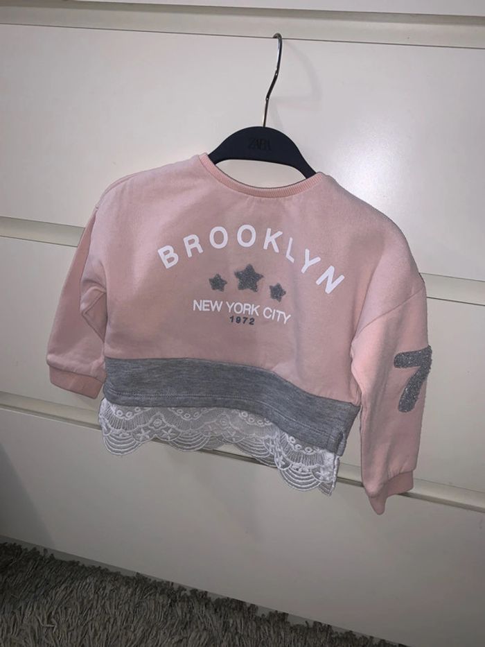 Sweat fille (taille 18/24 mois)