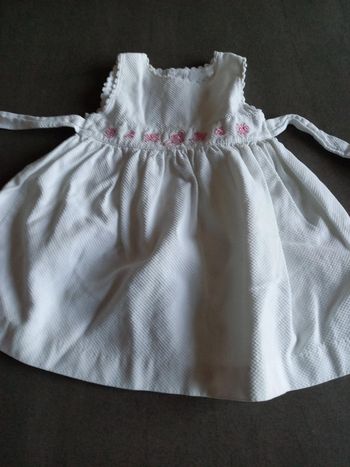 Robe blanche 6 mois