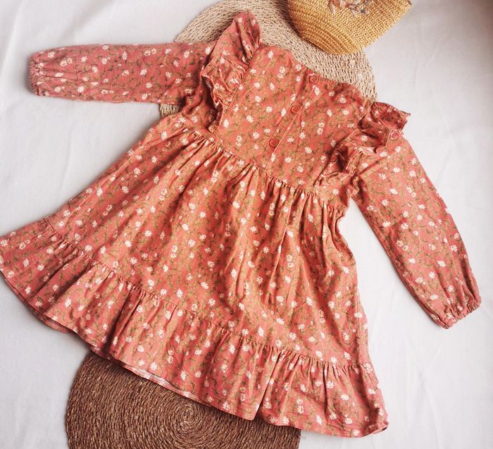 Robe 👸froufrou, motif fleuri, 9ans - photo numéro 4