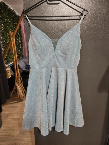 Robe patineuse bleu pailleté taille 42