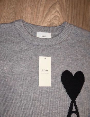 Pull ami Paris