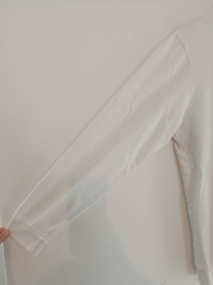 Sweat a capuche de la marque Kiabi taille M en excellent état - photo numéro 5